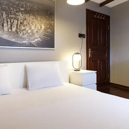 Charming Flat With A Lovely Terrace In Yenikoy